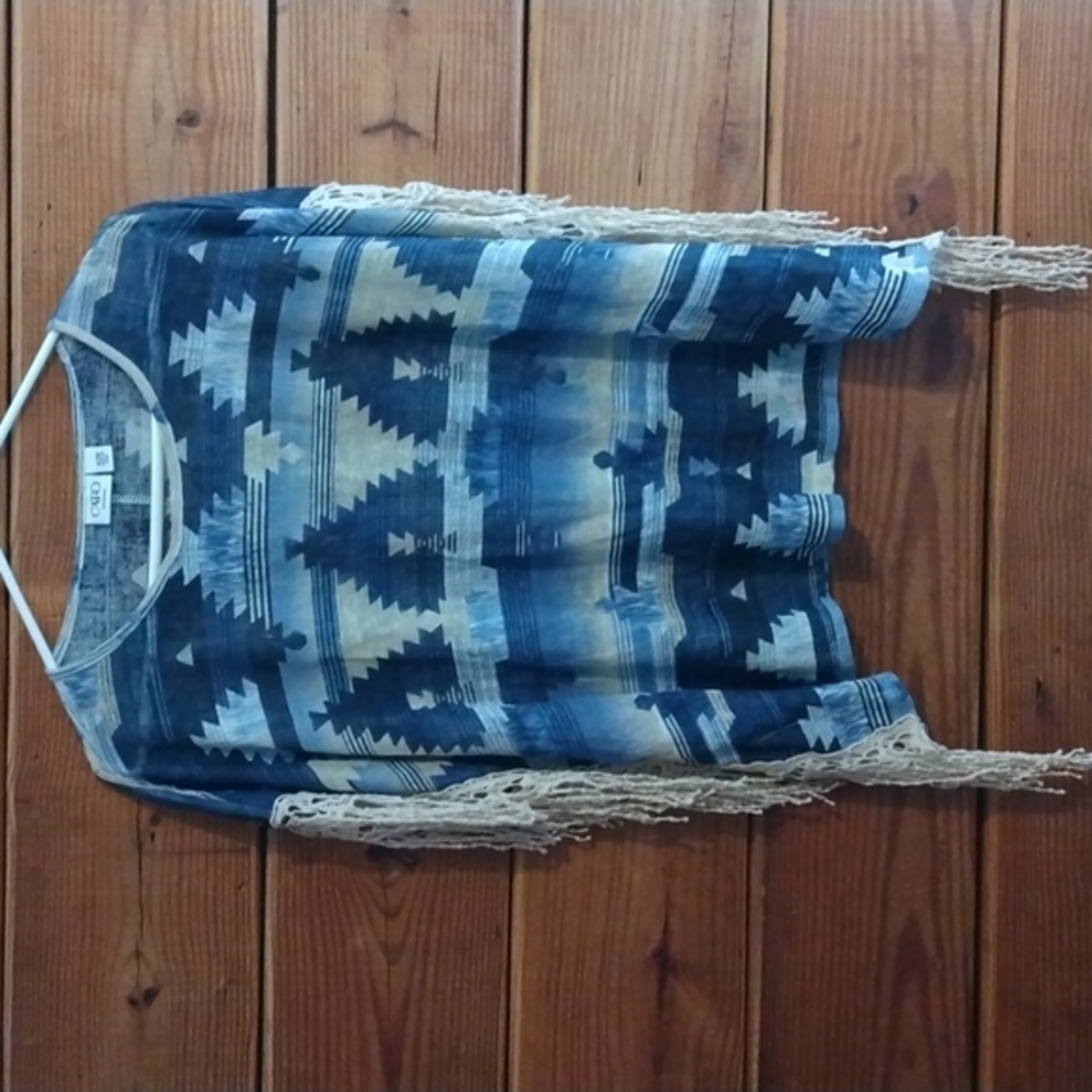 Aztec print & lace poncho